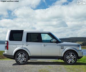 пазл Land Rover Discovery 2015